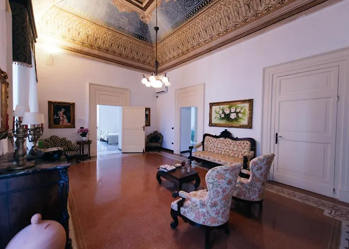 Palazzo Scarciglia